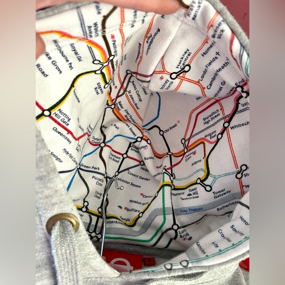 Official London Underground Hoodie with Roundel Logo size S Tube Map in Hood - Picture 4 of 15